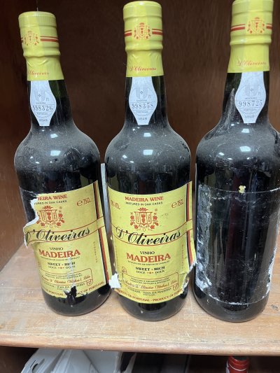 Vintage(1980'S) D'Oliveiras Sweet Rich Doux Madeira 19% 75cl