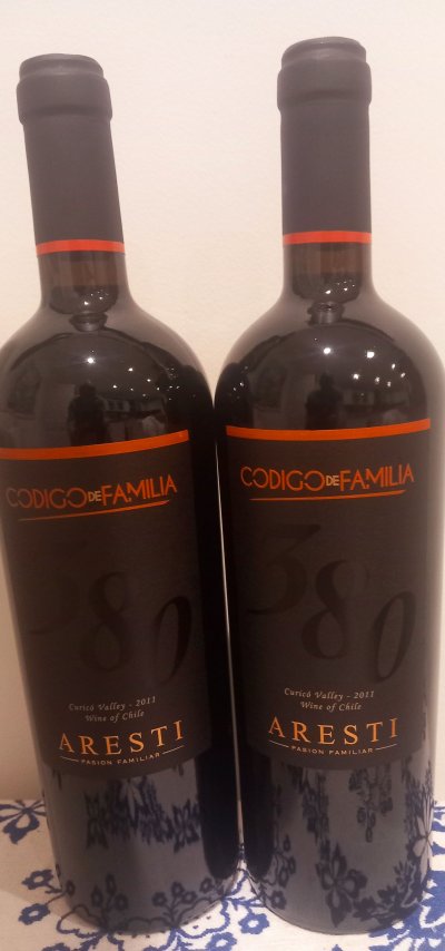 Aresti, Codigo de Familia 380, Curico Valley
