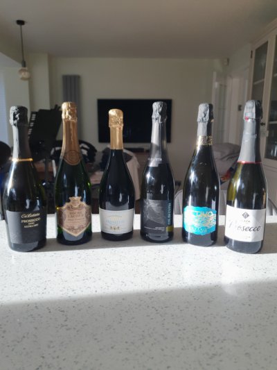6 Mixed Prosecco and Cremant