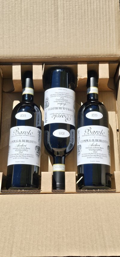 Comm. G.B. Burlotto, Barolo, Acclivi