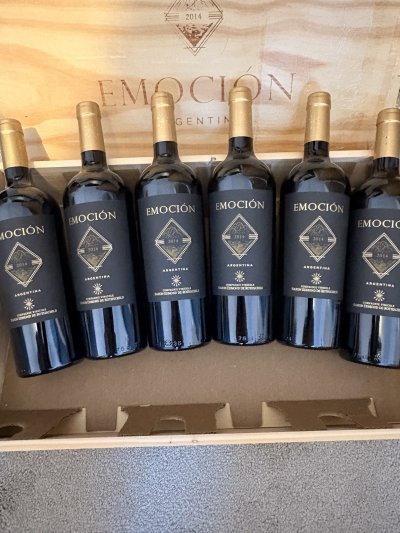 Baron Rothschild, Emocion Malbec Black label 