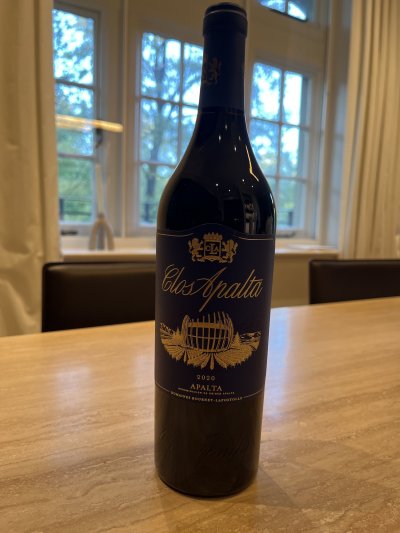Domaine Bournet-Lapostolle, Clos Apalta, Apalta