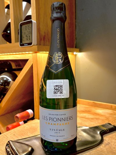 Les Pionniers Champagne 2013 