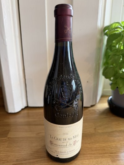 Famille Mayard, Chateauneuf-du-Pape, La Crau de Ma Mere Rouge