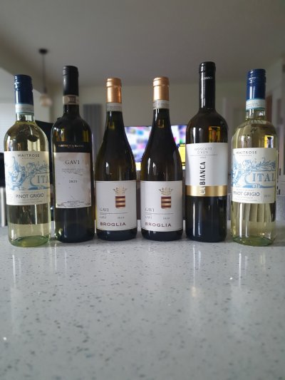 6 mixed Italian White Wine