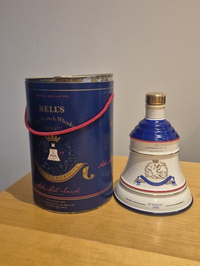 Bell's Royal Decanter – Princess Beatrice Birth Commemorative (1988)