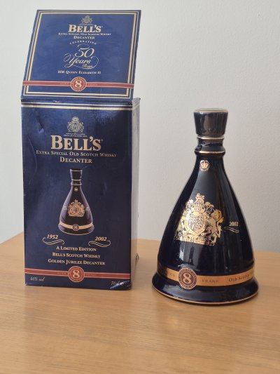 Bell's Extra Special Old Scotch Whisky – Golden Jubilee Limited Edition 