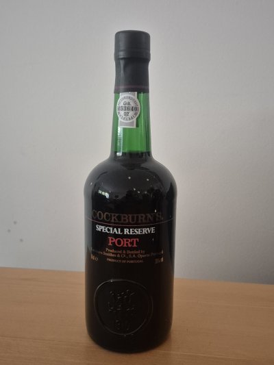 Cockburn's Special Reserve Port – 1 Litre (20% ABV)
