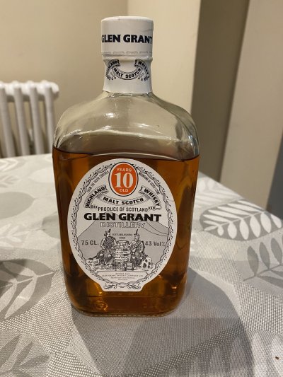 Glen Grant 10yr Old (1970s/80s bottling)
