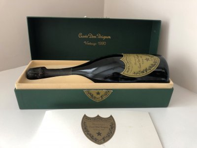 Moet et Chandon, Champagne Cuvee Dom Perignon, 1990