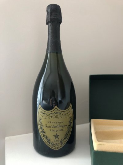 Moet et Chandon, Champagne Cuvee Dom Perignon, 1990