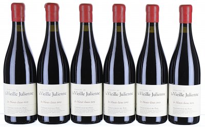 Domaine de la Vieille Julienne, Chateauneuf-du-Pape, Les Hauts Lieux - In Bond