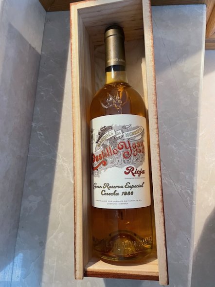 Castillo Ygai Marques de Murrieta White 1986