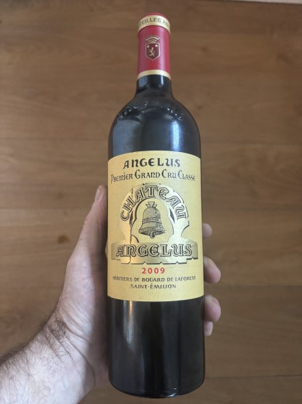 Chateau Angelus, Saint-Emilion Grand Cru 99 points WA 100 points Jeb Dunnuck