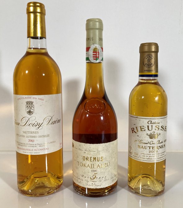 Mixed lot of dessert wines (various formats) 