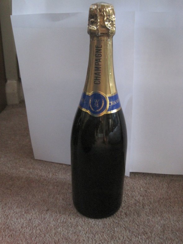 Waddesdon Manor Brut Champagne, Baron-Fuente