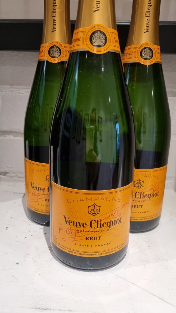 Veuve Clicquot, Yellow Label Brut
