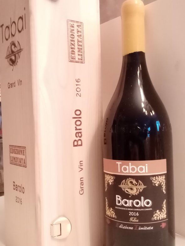 Tabai Barolo Magnum Limited Edition 2016
