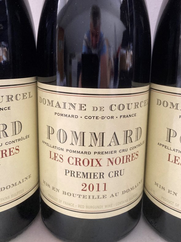 Pommard 1er Cru "Croix Noires" Domaine de Courcel