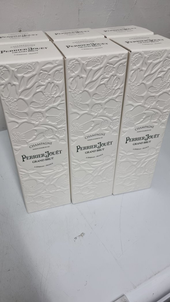 Perrier Jouet, Grand Brut