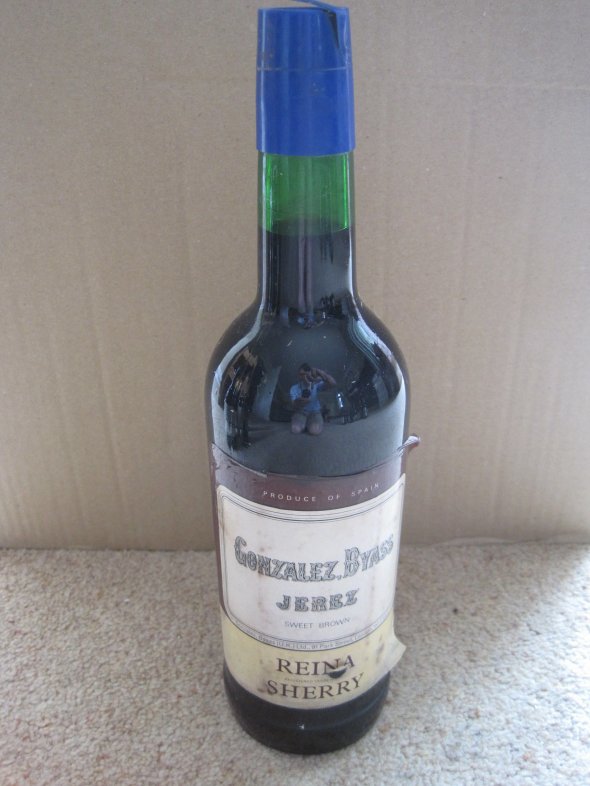 Gonzalez Byass, Reina, Sweet Brown Sherry, old bottling
