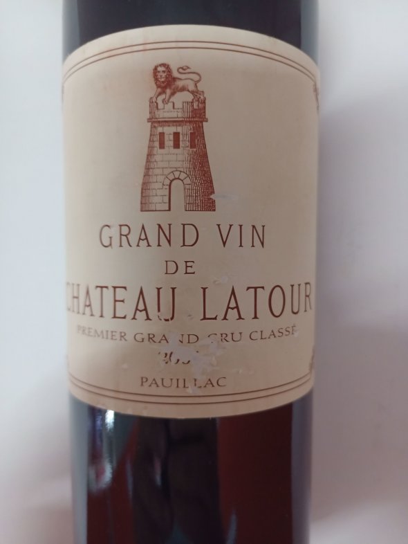Chateau La Tour 2001 Premier Grand Cru Classe  JSuckling 95 W.spectator 95