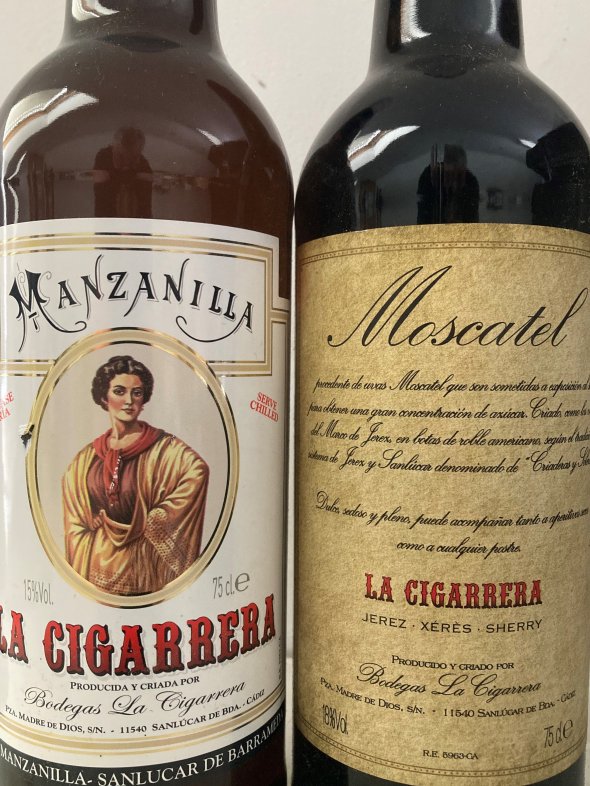 Manzanilla and Moscatel, Bodegas La Cigarrera