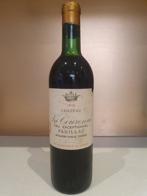 Chateau La Couronne