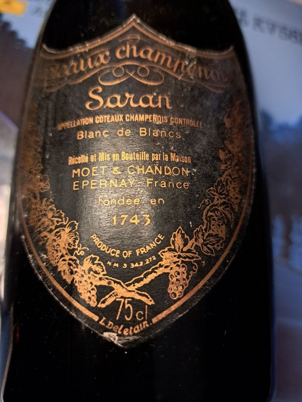 Moet t Chandon Saran blanc de blancs