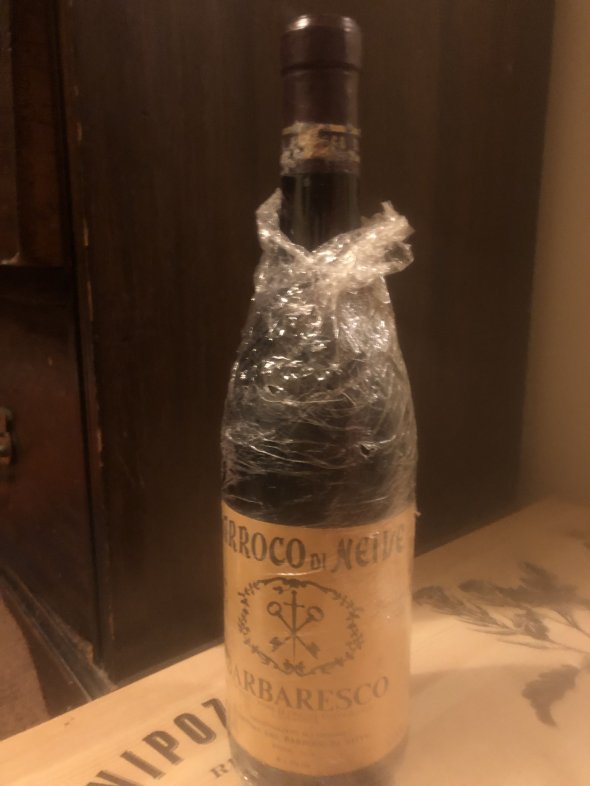 Parroco di Neive, Barbaresco, Gallina