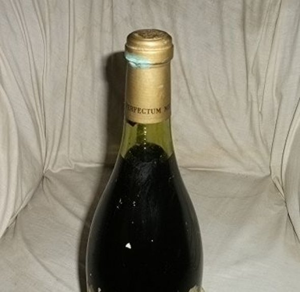 Chateau Chambolle-Musigny,  Domaine Grivelet.  Cote D'Or.  1972.
