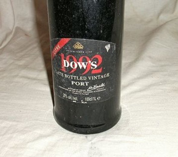DOW's Late Bottled Vintage Port.  1 Litre.  1992.