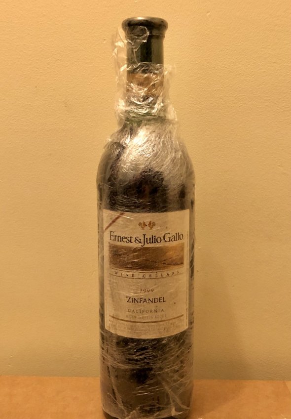 Ernest & Julio Gallo Zinfandel 