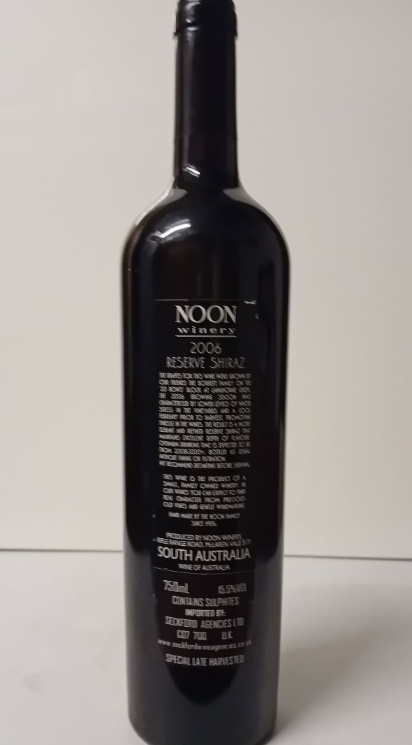 Noon winery reserve Shiraz 99RP 