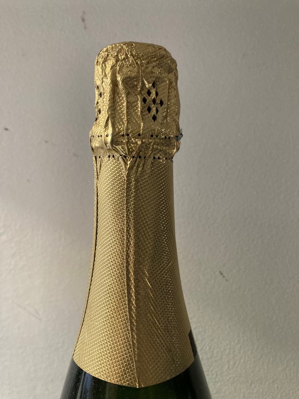 Chardonnay Vin Mousseux  'La Bulettte' Domaine des  Cavarodes,  Etienne Thiebaud, Arbois  