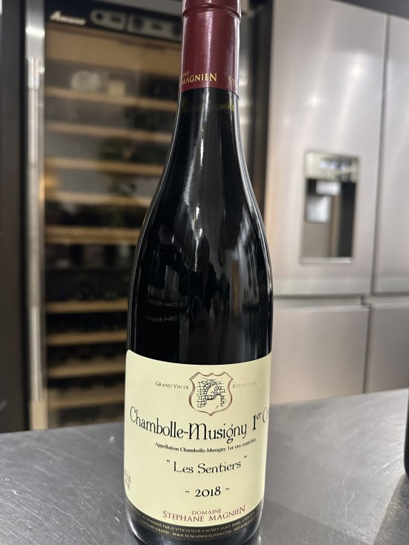Domaine Stephane Magnien, Chambolle-Musigny Premier Cru, Les Sentiers