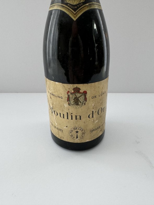Moulin d'Or 1943 Sparking De Luxe