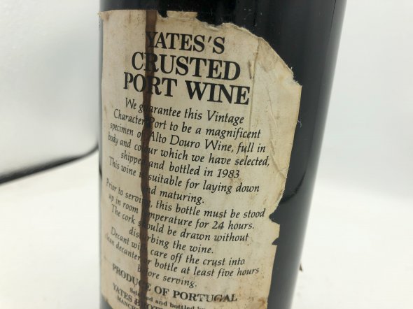 Yate's of Manchester Crusted Port Bottled 1983 (CalemPort )