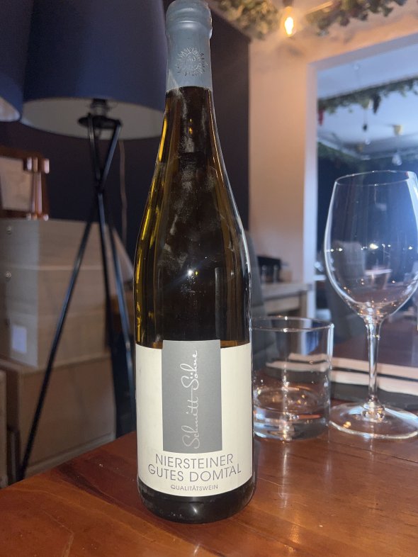 Schmitt sohne niersteiner gutes domtal 