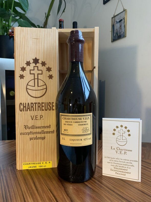 Chartreuse, Yellow Jaune VEP Liqueur