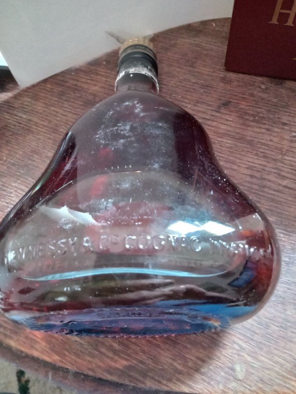 Hennessy X.O. cognac