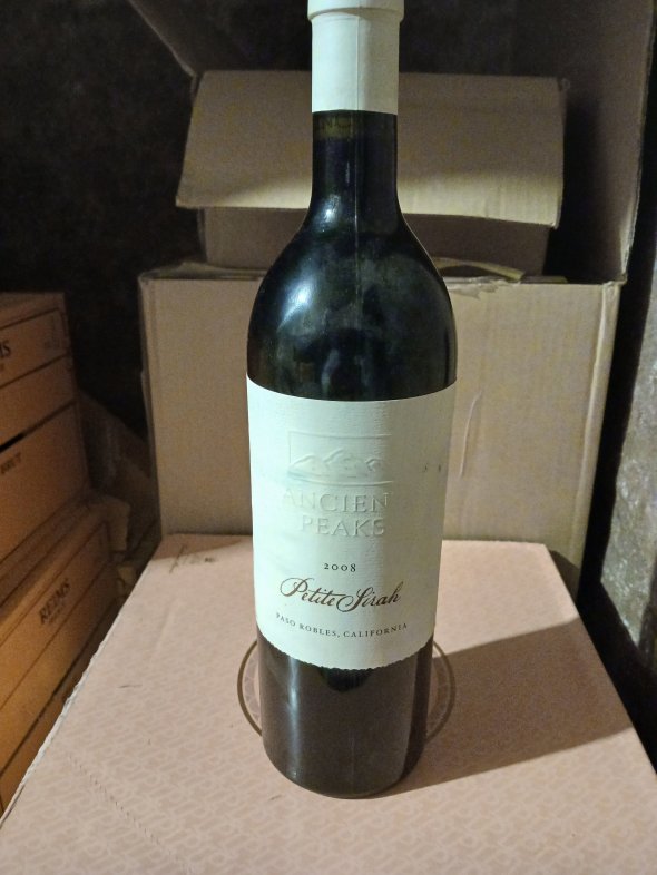 Ancient peaks  petit  sirah paso robles 