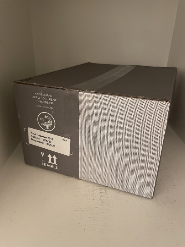 Gusbourne, Brut Reserve, England