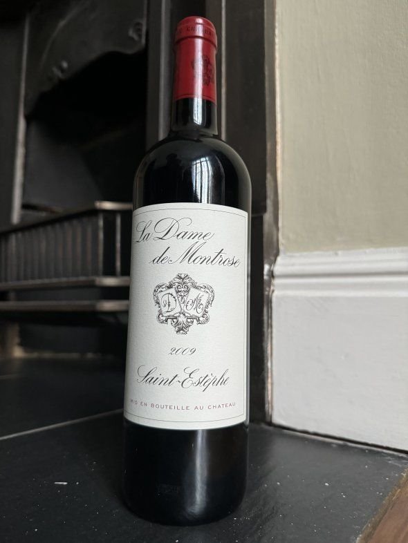 La Dame de Montrose, Saint-Estephe