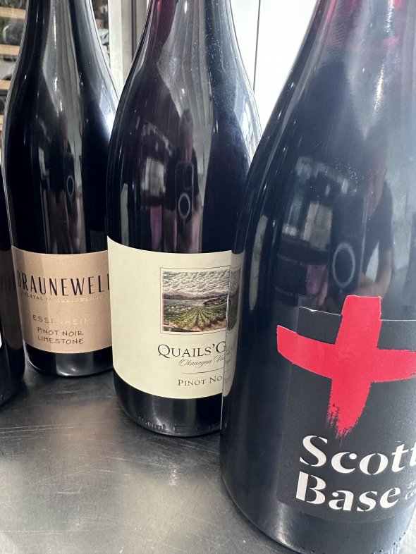 US / New Zealand Pinot x 5 