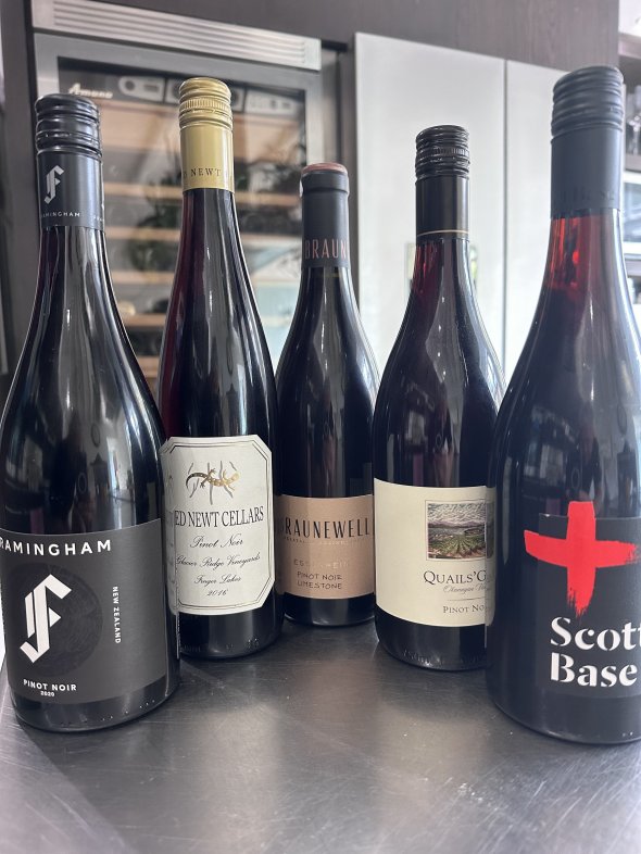 US / New Zealand Pinot x 5 