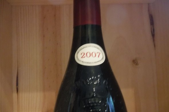 96+ pts Vieux Telegraphe, Chateauneuf-du-Pape, La Crau Rouge