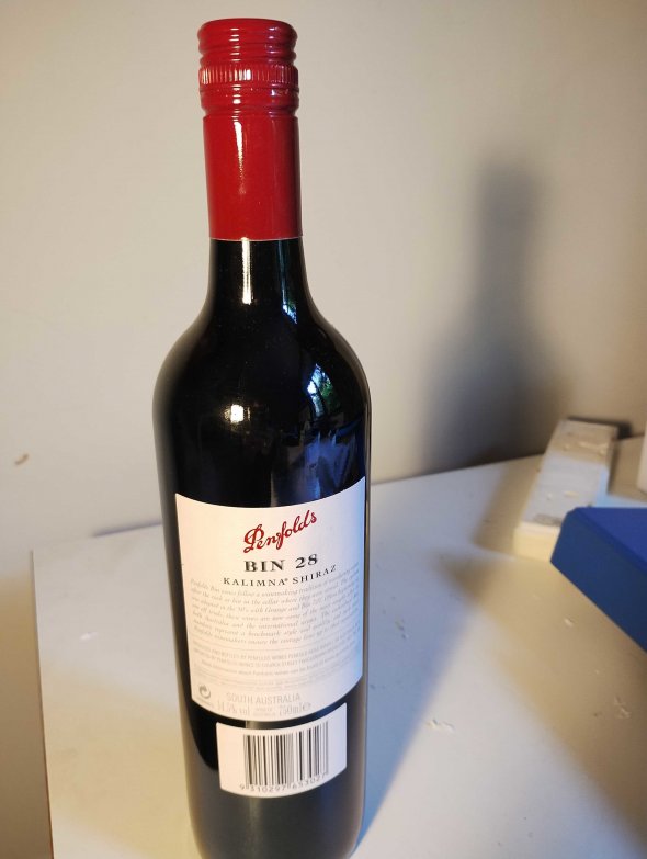 Penfolds, Bin 28 Kalimna Shiraz, South Australia