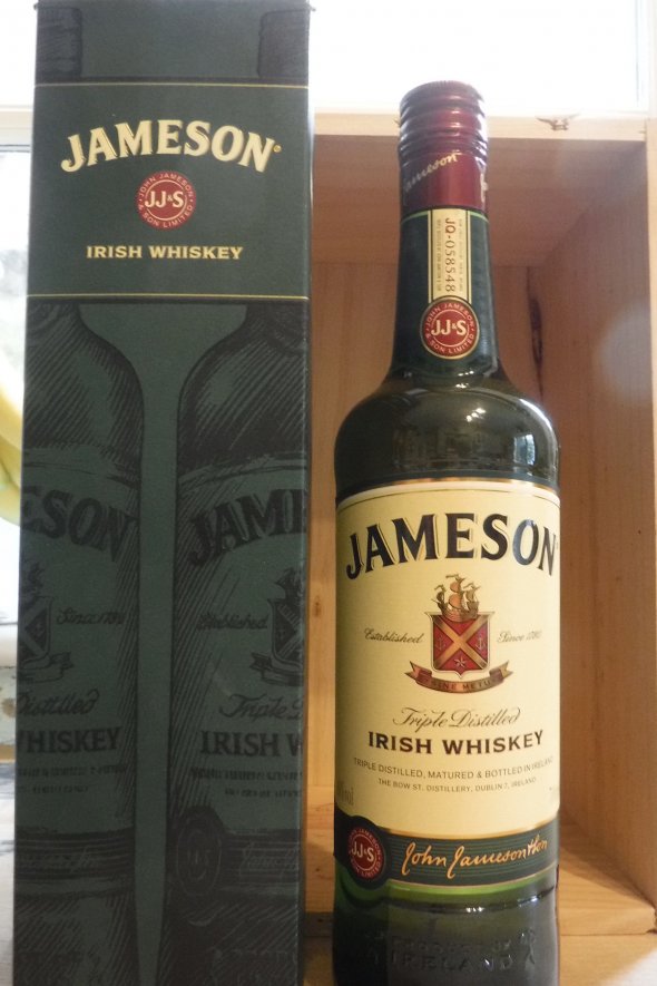 Jameson, Irish Blended Whiskey in original box