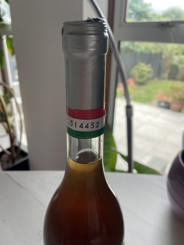 Kereskedohaz, Szamorodni szaraz Tokaj